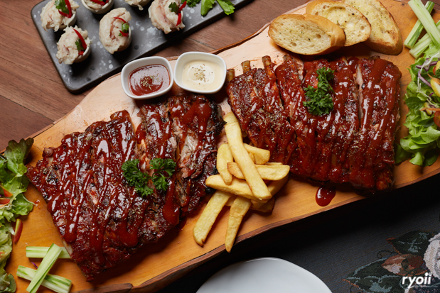 Grande Centre Point Ploenchit, ครัวจำแลง แปลงกาย, Sortrel Sathorn, บ้านน้ำเคียงดิน, ปลาอยู่เย็น, Samsen Villa, ครัวกรุงเทพ, Maldives Maodeep, Waterside Karaoke Restaurant, Little tree, The local Restaurant, Chocolate Ville, Ther Dining &amp; Bar, บ้านสุขนิยม, สวนอาหารบางบัว, แบมบูใหญ่, Craft Home , สวนอาหารซุ้มไผ่ เรโทร