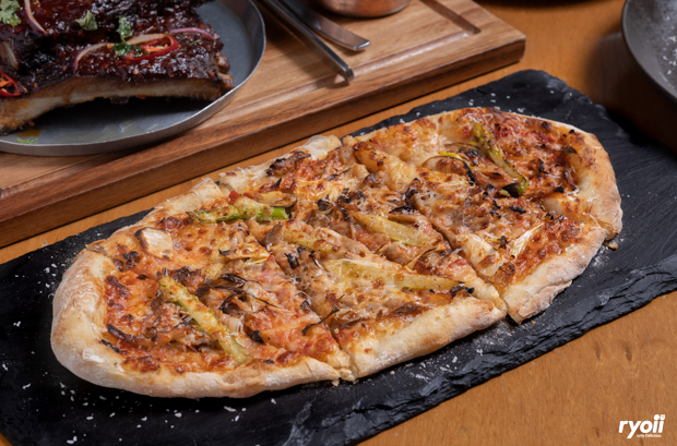 Pachi Bangkok, AINU Bar, Beer Belly Bkk, Cardroom BKK, She Bar, Rabbit Hole, Ekamai Beer House, SOHO BKK, Thonglor Yokocho トンロー横丁, Nowhere (โนแวร์), Another Round, HEAP Cafe' &amp; Restaurant