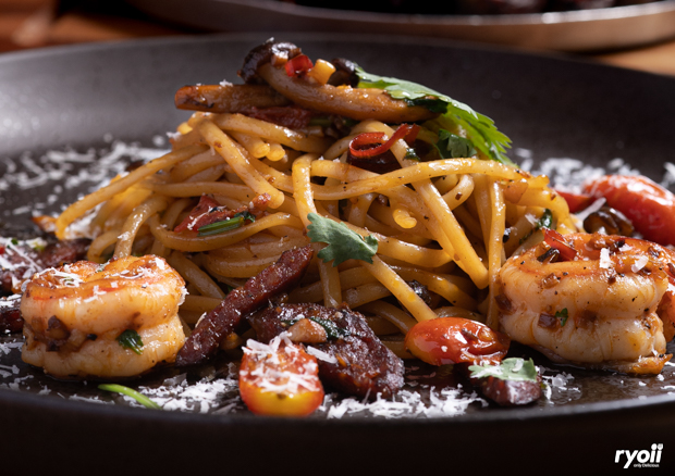 Pachi Bangkok, AINU Bar, Beer Belly Bkk, Cardroom BKK, She Bar, Rabbit Hole, Ekamai Beer House, SOHO BKK, Thonglor Yokocho トンロー横丁, Nowhere (โนแวร์), Another Round, HEAP Cafe' &amp; Restaurant