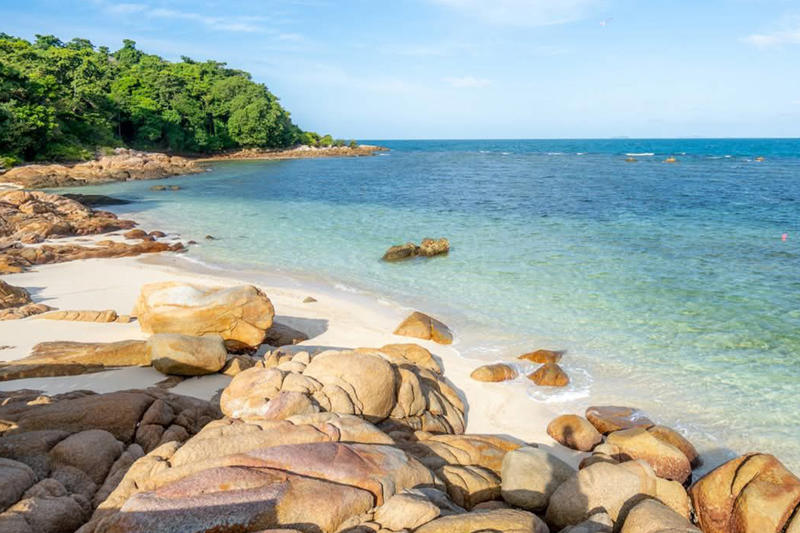 นทท.ต่างชาติโตพุ่ง 75%, “เสม็ด” ปลายทางยอดนิยม, สนามบิน “อู่ตะเภา” หนุน, อัด 4 โครงการปลุกท่องเที่ยว, ปี’68 นักท่องเที่ยว 7.7 ล้านคน