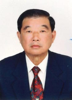 แตกไลน์ “เฉลิมนคร” ลงทุนอสังหาริมทรัพย์ ปี 2533, มอตโต้ตลอดไป “มาตรฐานคือรากฐานสำคัญ”, ที่ดินรังสิตคลอง 3 ทำ MOU กับคาร์ฟูร์ แต่เปิดห้างกับ “โลตัส”, ”สามัคคีคือพลัง” คาถาธุรกิจผ่านพ้นน้ำท่วมใหญ่ปี 2554, “Passion for Living Well” ที่มาของรางวัลอสังหาฯ นับไม่ถ้วน, คีย์ซักเซส “ซื่อสัตย์-พัฒนาตน-สามัคคีทำงานเป็นทีม”