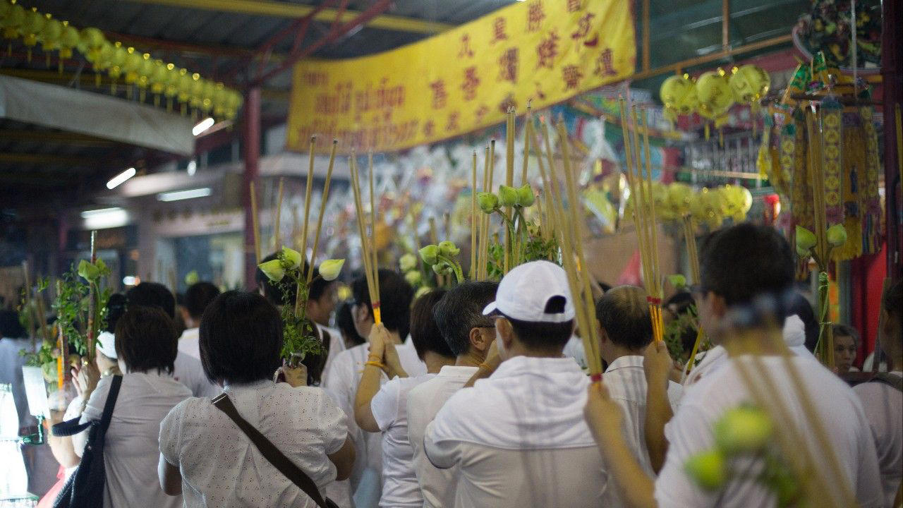 รู้จัก "เทศกาลกินเจ 2568" คืออะไร, กินเจ 2568 วันไหน เดือนไหน ตรงกับวันอะไร, เปิดที่มาและประวัติเทศกาลกินเจปี 2568 , ไขข้อสงสัย กินเจ 2568 ห้ามกินอะไรบ้าง, เทศกาลกินเจ 2568 จัดที่ไหนบ้าง