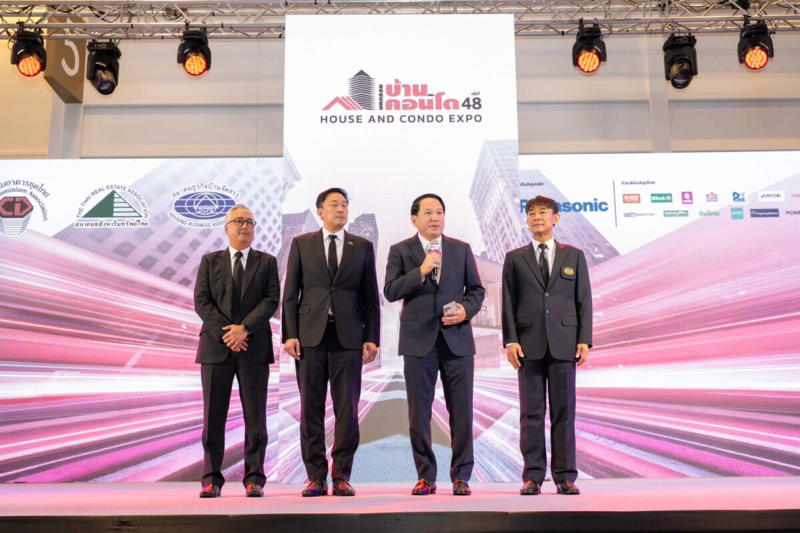 ดีเวลอปเปอร์ 330 บูท กวาดยอดขายทะลุ 13,298 ล้าน, “แบงก์กรุงเทพ” แหกโค้ง คนแห่ขอสินเชื่อบ้านอันดับ 1, บูทมหาชน ศุภาลัย-ลลิลฯ-พฤกษาฯ-สถาพรฯ-เอพี-แสนสิริ-CPN, คนรุ่นใหม่-เฟิรสต์จ็อบเบอร์ แห่ช็อปคอนโดฯ ยอดขายมากสุด 57%, 5 ทำเลฮิต “สุขุมวิท-รามคำแหง-บางนา-อิสรภาพ-รังสิต”