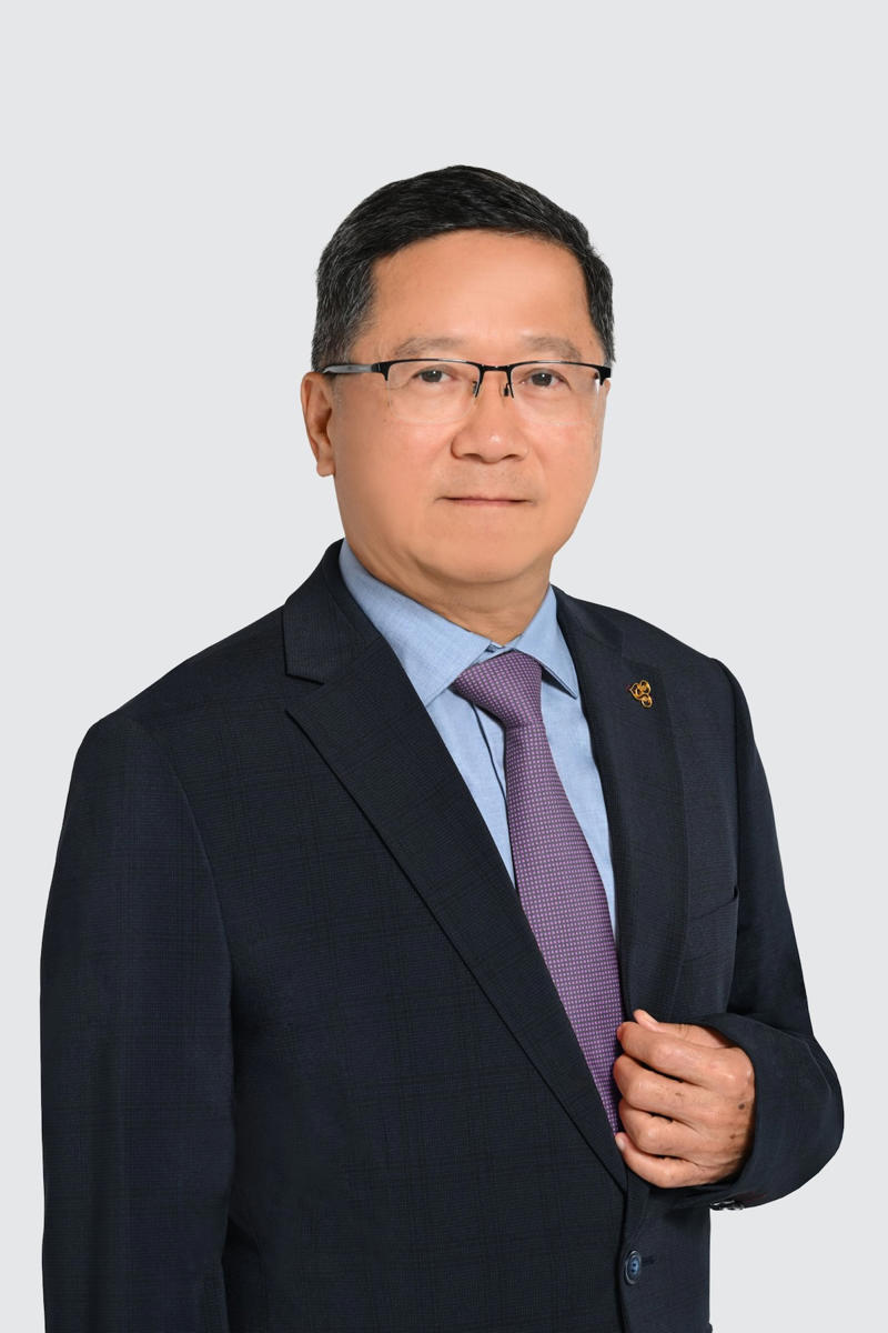 Q : มองว่าวันนี้การบินไทยก้าวเข้าสู่จุดที่อยากให้เป็นหรือยัง, Q : ในฐานะผู้นำสำคัญที่อยู่ในช่วงเปลี่ยนผ่านของการบินไทย จากวิกฤตสู่การออกจากแผนฟื้นฟู มองว่าอะไรคือ “จุดแข็ง” ที่องค์กรต้องรักษา และอะไรคือ “จุดอ่อน” ที่องค์กรควรเร่งจัดการและแก้ไข ?, Q : มองว่าองค์กรควรวางรากฐานอย่างไร เพื่อก้าวข้ามความผันผวน อยู่รอด มีศักดิ์ศรี และเดินสู่ความมั่นคงยั่งยืนอย่างแท้จริง ?, Q : ในฐานะตัวแทนในส่วนของผู้ถือหุ้นใหญ่อันดับที่ 2 มองว่าอะไรคือบทบาทสำคัญของกรรมการในระยะต่อไป และอะไรคือเหตุผลที่ทำให้ต้องมี “ชาญศิลป์” หรือคนลักษณะนี้อยู่ในบอร์ดบริหาร