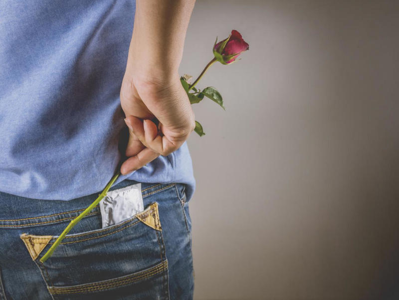 แคปชั่นแอบชอบตลกๆ อ่อยๆ เน้นขายขำ, แคปชั่นแอบชอบเพื่อนสนิท สิ้นสุดทางเพื่อน, แคปชั่นแอบชอบรุ่นพี่ ปีนี้จะต้องมีแฟน, แคปชั่นแอบชอบรุ่นน้องน่ารักๆ เรียกยอดไลค์, แคปชั่นแอบชอบข้างเดียวเศร้าๆ, แคปชั่นแอบชอบ ภาษาอังกฤษเก๋ๆ สื่อความหมายดี, แคปชั่นแอบชอบเพื่อน ภาษาอังกฤษเข้าใจง่าย