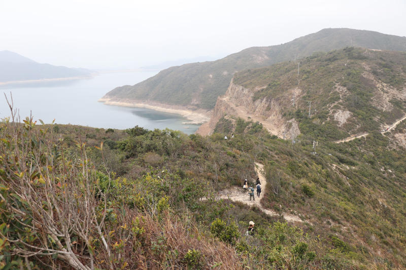 ‘ไซกุง’ มรดกโลกที่มนุษย์และธรรมชาติรังสรรค์ร่วมกัน, เข้าถึงง่าย: ‘ภูเขา’ อยู่ห่างจาก ‘รถไฟฟ้า’ เพียงไม่กี่ก้าว, ‘Peak Trail’: ป่าคอนกรีตที่ยั่งยืนบนพื้นที่อนุรักษ์ 63%, วิถีชาวเกาะลัมมา: เข็มนาฬิกาเดินช้าลงตามจังหวะน้ำขึ้น-ลง, บทสรุปฮ่องกงในมิติใหม่ที่มากกว่าการช้อปปิ้ง