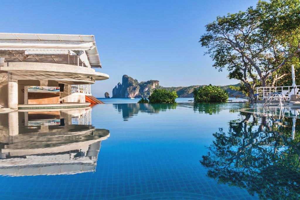 chaokoh phi phi hotel & resort, hip seaview resort @ phi phi, p2 wood loft, phi phi cliff beach resort, phi phi coco beach resort, phi phi harbour view hotel, phi phi island village beach resort, phi phi nice beach hotel hip, phi phi the beach resort, pp mountain beach resort, pp princess resort, villa 360 resort and spa, zeavola hotel, ชาวเกาะ พีพี โฮเต็ล แอนด์ รีสอร์ต, ที่พักพีพี, ที่พักพีพี 2024, ที่พักพีพี 2567, ที่พักเกาะพีพี, ที่พักเกาะพีพี 2024, ที่พักเกาะพีพี 2567, ที่พักเกาะพีพี ติดทะเล, ที่พักเกาะพีพี ติดทะเล 2024, ที่พักเกาะพีพี ติดทะเล 2567, ที่พักเกาะพีพี ติดหาด, ที่พักเกาะพีพีดอน, พาราไดส์ รีสอร์ท พีพี, พี2 วูดลอฟต์, พีพี ปรินเซส รีสอร์ท, พีพี ลองบีช รีสอร์ท แอนด์ วิลล่า, พีพี ฮาร์เบอร์วิว โฮเต็ล, พีพี เดอะ บีช รีสอร์ท, พีพี เมาน์เท็น บีช รีสอร์ท, พีพี โคโค่ บีช รีสอร์ท, พีพี ไนซ์ บีช โฮเต็ล ฮิป, พีพี ไอส์แลนด์ วิลเลจ บีช รีสอร์ท, พีพีคลิฟ บีช รีสอร์ท, วิลล่า 360 รีสอร์ท แอนด์ สปา, ฮิปซีวิวรีสอร์ทแอทพีพี, เกาะพีพี, เกาะพีพีดอน, โรงแรมซีโวล่า, top 15+ ที่พักเกาะพีพี [กรกฎาคม 2024] ติดทะเล วิวสวย จังหวัดกระบี่