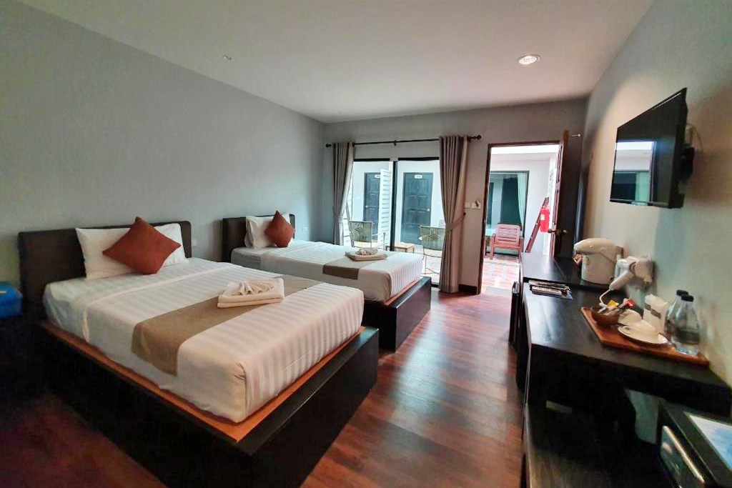 chaokoh phi phi hotel & resort, hip seaview resort @ phi phi, p2 wood loft, phi phi cliff beach resort, phi phi coco beach resort, phi phi harbour view hotel, phi phi island village beach resort, phi phi nice beach hotel hip, phi phi the beach resort, pp mountain beach resort, pp princess resort, villa 360 resort and spa, zeavola hotel, ชาวเกาะ พีพี โฮเต็ล แอนด์ รีสอร์ต, ที่พักพีพี, ที่พักพีพี 2024, ที่พักพีพี 2567, ที่พักเกาะพีพี, ที่พักเกาะพีพี 2024, ที่พักเกาะพีพี 2567, ที่พักเกาะพีพี ติดทะเล, ที่พักเกาะพีพี ติดทะเล 2024, ที่พักเกาะพีพี ติดทะเล 2567, ที่พักเกาะพีพี ติดหาด, ที่พักเกาะพีพีดอน, พาราไดส์ รีสอร์ท พีพี, พี2 วูดลอฟต์, พีพี ปรินเซส รีสอร์ท, พีพี ลองบีช รีสอร์ท แอนด์ วิลล่า, พีพี ฮาร์เบอร์วิว โฮเต็ล, พีพี เดอะ บีช รีสอร์ท, พีพี เมาน์เท็น บีช รีสอร์ท, พีพี โคโค่ บีช รีสอร์ท, พีพี ไนซ์ บีช โฮเต็ล ฮิป, พีพี ไอส์แลนด์ วิลเลจ บีช รีสอร์ท, พีพีคลิฟ บีช รีสอร์ท, วิลล่า 360 รีสอร์ท แอนด์ สปา, ฮิปซีวิวรีสอร์ทแอทพีพี, เกาะพีพี, เกาะพีพีดอน, โรงแรมซีโวล่า, top 15+ ที่พักเกาะพีพี [กรกฎาคม 2024] ติดทะเล วิวสวย จังหวัดกระบี่