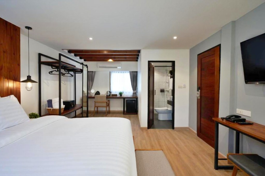 chaokoh phi phi hotel & resort, hip seaview resort @ phi phi, p2 wood loft, phi phi cliff beach resort, phi phi coco beach resort, phi phi harbour view hotel, phi phi island village beach resort, phi phi nice beach hotel hip, phi phi the beach resort, pp mountain beach resort, pp princess resort, villa 360 resort and spa, zeavola hotel, ชาวเกาะ พีพี โฮเต็ล แอนด์ รีสอร์ต, ที่พักพีพี, ที่พักพีพี 2024, ที่พักพีพี 2567, ที่พักเกาะพีพี, ที่พักเกาะพีพี 2024, ที่พักเกาะพีพี 2567, ที่พักเกาะพีพี ติดทะเล, ที่พักเกาะพีพี ติดทะเล 2024, ที่พักเกาะพีพี ติดทะเล 2567, ที่พักเกาะพีพี ติดหาด, ที่พักเกาะพีพีดอน, พาราไดส์ รีสอร์ท พีพี, พี2 วูดลอฟต์, พีพี ปรินเซส รีสอร์ท, พีพี ลองบีช รีสอร์ท แอนด์ วิลล่า, พีพี ฮาร์เบอร์วิว โฮเต็ล, พีพี เดอะ บีช รีสอร์ท, พีพี เมาน์เท็น บีช รีสอร์ท, พีพี โคโค่ บีช รีสอร์ท, พีพี ไนซ์ บีช โฮเต็ล ฮิป, พีพี ไอส์แลนด์ วิลเลจ บีช รีสอร์ท, พีพีคลิฟ บีช รีสอร์ท, วิลล่า 360 รีสอร์ท แอนด์ สปา, ฮิปซีวิวรีสอร์ทแอทพีพี, เกาะพีพี, เกาะพีพีดอน, โรงแรมซีโวล่า, top 15+ ที่พักเกาะพีพี [กรกฎาคม 2024] ติดทะเล วิวสวย จังหวัดกระบี่