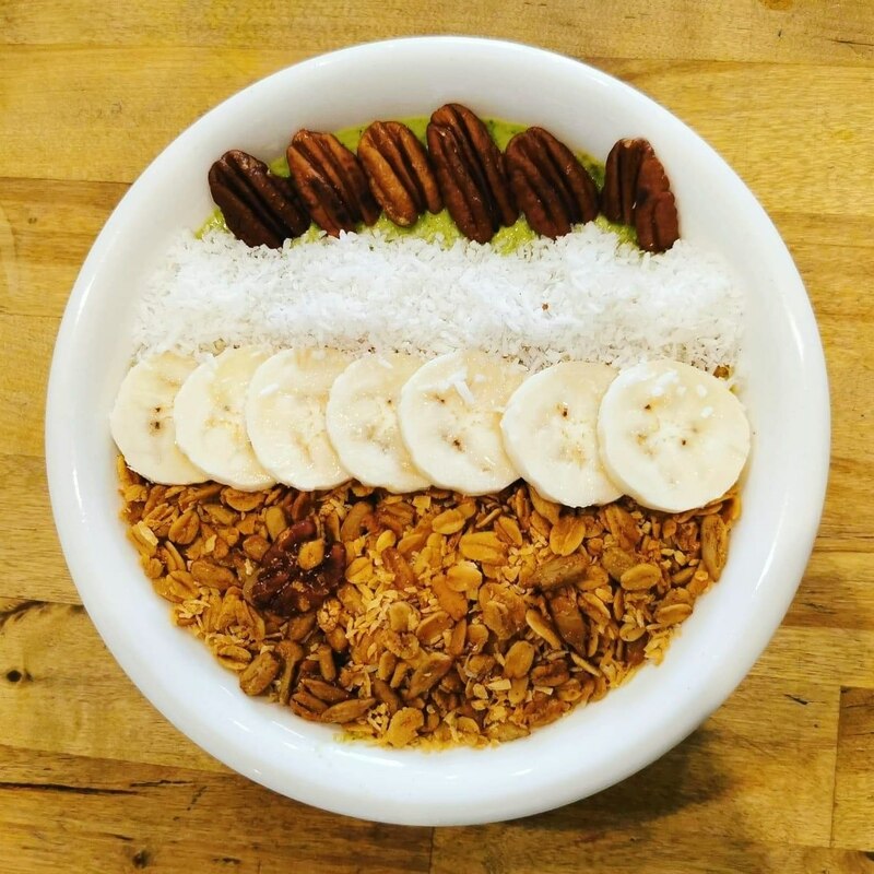 top 10+ ร้านอาหารอเมริกัน เบอร์เกอร์ชีสเยิ้มไส้ทะลัก สเต็กเนื้อนุ่มชุ่มฉ่ำในย่านสุขุมวิท