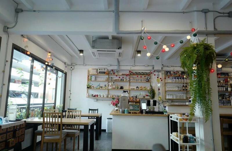 top 10+ ร้านอาหารอเมริกัน เบอร์เกอร์ชีสเยิ้มไส้ทะลัก สเต็กเนื้อนุ่มชุ่มฉ่ำในย่านสุขุมวิท