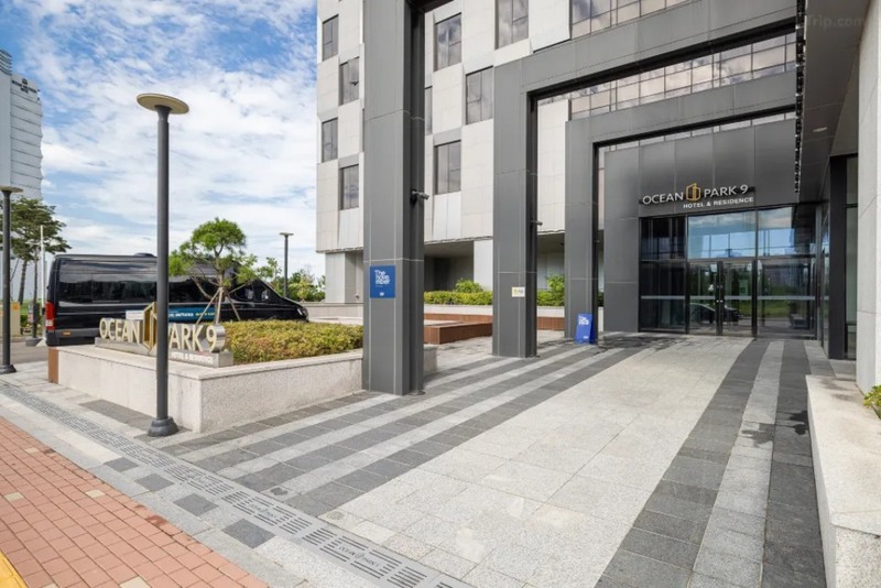 จองที่พักเกาหลี เว็บไหนดี, ที่พักสนามบินอินชอน, ที่พักอินชอน 2024, ที่พักอินชอน 2567, ที่พักใกล้สนามบินอินชอน 2567, ที่พักในสนามบินอินชอน, โรงแรมใกล้สนามบินอินชอน 2567, โรงแรมใกล้อินชอน, โรงแรมใกล้อินชอน 2024, โรงแรมใกล้อินชอน 2567, โรงแรมในอินชอน, โรงแรมในอินชอน 2565, โรงแรมในอินชอน ปีล่าสุด, โรงแรมในเกาหลีใต้, โรงแรมในเกาหลีใต้ อินชอน, top 15+ ที่พัก อินชอน เกาหลีใต้ [กรกฎาคม 2024] ใกล้สนามบิน เดินทางง่าย