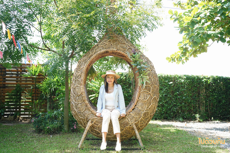 คาเฟ่ปทุมธานี, ณิชรมย์ คาเฟ่, คาเฟ่ลำลูกกา, คาเฟ่ลำลูกกาคลอง 5, ณิชรมย์ คาเฟ่สีเขียวริมทุ่งนา อาหารอร่อย