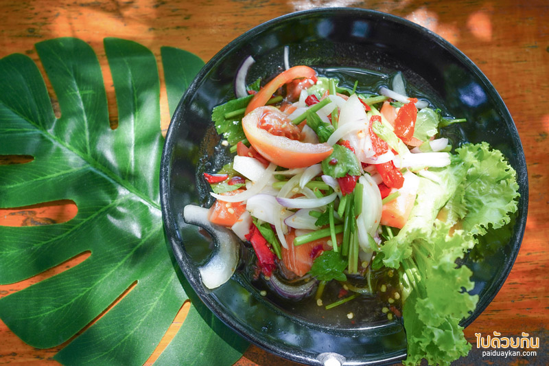 คาเฟ่ปทุมธานี, ณิชรมย์ คาเฟ่, คาเฟ่ลำลูกกา, คาเฟ่ลำลูกกาคลอง 5, ณิชรมย์ คาเฟ่สีเขียวริมทุ่งนา อาหารอร่อย