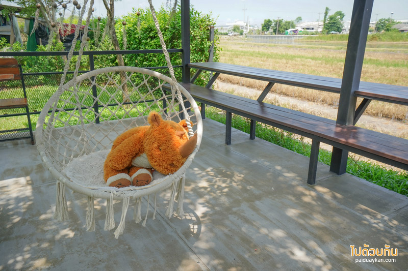 คาเฟ่ปทุมธานี, ณิชรมย์ คาเฟ่, คาเฟ่ลำลูกกา, คาเฟ่ลำลูกกาคลอง 5, ณิชรมย์ คาเฟ่สีเขียวริมทุ่งนา อาหารอร่อย