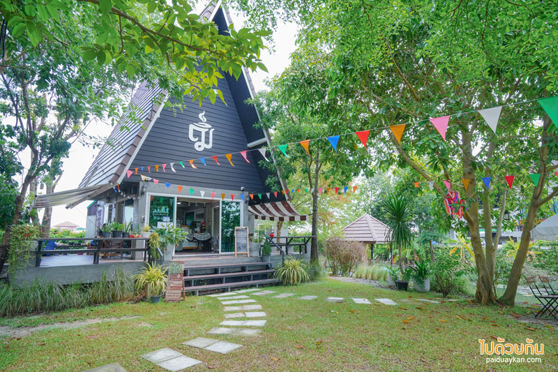 คาเฟ่ปทุมธานี, ณิชรมย์ คาเฟ่, คาเฟ่ลำลูกกา, คาเฟ่ลำลูกกาคลอง 5, ณิชรมย์ คาเฟ่สีเขียวริมทุ่งนา อาหารอร่อย