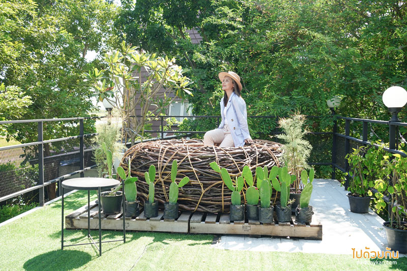 คาเฟ่ปทุมธานี, ณิชรมย์ คาเฟ่, คาเฟ่ลำลูกกา, คาเฟ่ลำลูกกาคลอง 5, ณิชรมย์ คาเฟ่สีเขียวริมทุ่งนา อาหารอร่อย