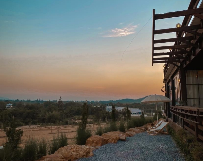 1d+ day artist, air space, air space hua hin, bamp beach & cafe, bamp cafe, bella costa, bonnie on the beach, coco & coff, drip rim lay, drip rim lay huahin, eureka beach cafe, eureka nitro coffee, iko camp & cafe, matapita, matapita cafe, memory house cafe, memory house cafe huahin, molley coffee stand, oneddayartist, pineapple surf club, rimpha chomview, s&039;more cafe, skoop beach café, sugar bloom, the moment cafe and craft, tumlay cafe & bar, tumlay cafe & bar huahin, turtle bay, turtle bay hua hin, คาเฟ่หัวหิน, คาเฟ่หัวหิน 2023, คาเฟ่หัวหิน 2024, คาเฟ่หัวหิน 2566, คาเฟ่หัวหิน 2567, คาเฟ่ใกล้ฉัน, ชูก้าบลูม คาเฟ่, บ้านใกล้วัง, บ้านใกล้วัง หัวหิน, ประจวบคีรีขันธ์ คาเฟ่, ยูเรก้าบีชคาเฟ่, ร้านอาหารไทย หัวหิน, ริมผาชมวิว, วังไกลกังวล, หัวหิน, หัวหิน 2024, อีโก้ แคมป์ แอนด์ คาเฟ่, เซิร์ฟคลับ หัวหิน, เดอะโมเม้นคาเฟ่, เมมโมรี่เฮ้าส์, โรงแรม veranda, top 20+ คาเฟ่หัวหิน [กรกฎาคม 2024] นั่งจิบกาแฟเย็น ๆ รับลมริมทะเลฟิน ๆ พร้อมมุมถ่ายรูปสุดจึ้ง!