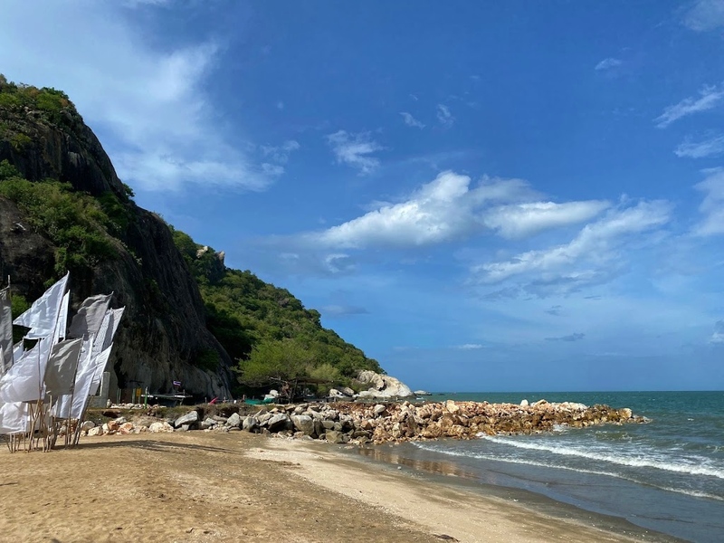 1d+ day artist, air space, air space hua hin, bamp beach & cafe, bamp cafe, bella costa, bonnie on the beach, coco & coff, drip rim lay, drip rim lay huahin, eureka beach cafe, eureka nitro coffee, iko camp & cafe, matapita, matapita cafe, memory house cafe, memory house cafe huahin, molley coffee stand, oneddayartist, pineapple surf club, rimpha chomview, s&039;more cafe, skoop beach café, sugar bloom, the moment cafe and craft, tumlay cafe & bar, tumlay cafe & bar huahin, turtle bay, turtle bay hua hin, คาเฟ่หัวหิน, คาเฟ่หัวหิน 2023, คาเฟ่หัวหิน 2024, คาเฟ่หัวหิน 2566, คาเฟ่หัวหิน 2567, คาเฟ่ใกล้ฉัน, ชูก้าบลูม คาเฟ่, บ้านใกล้วัง, บ้านใกล้วัง หัวหิน, ประจวบคีรีขันธ์ คาเฟ่, ยูเรก้าบีชคาเฟ่, ร้านอาหารไทย หัวหิน, ริมผาชมวิว, วังไกลกังวล, หัวหิน, หัวหิน 2024, อีโก้ แคมป์ แอนด์ คาเฟ่, เซิร์ฟคลับ หัวหิน, เดอะโมเม้นคาเฟ่, เมมโมรี่เฮ้าส์, โรงแรม veranda, top 20+ คาเฟ่หัวหิน [กรกฎาคม 2024] นั่งจิบกาแฟเย็น ๆ รับลมริมทะเลฟิน ๆ พร้อมมุมถ่ายรูปสุดจึ้ง!