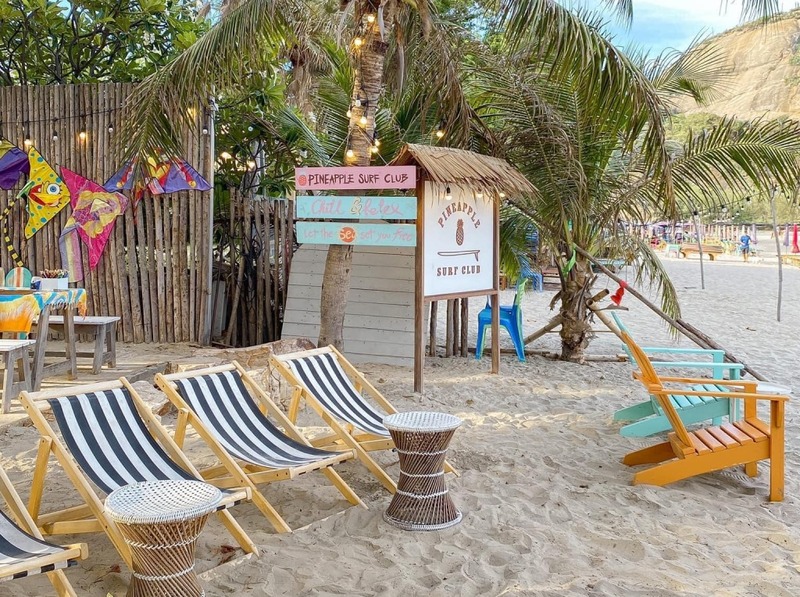 1d+ day artist, air space, air space hua hin, bamp beach & cafe, bamp cafe, bella costa, bonnie on the beach, coco & coff, drip rim lay, drip rim lay huahin, eureka beach cafe, eureka nitro coffee, iko camp & cafe, matapita, matapita cafe, memory house cafe, memory house cafe huahin, molley coffee stand, oneddayartist, pineapple surf club, rimpha chomview, s&039;more cafe, skoop beach café, sugar bloom, the moment cafe and craft, tumlay cafe & bar, tumlay cafe & bar huahin, turtle bay, turtle bay hua hin, คาเฟ่หัวหิน, คาเฟ่หัวหิน 2023, คาเฟ่หัวหิน 2024, คาเฟ่หัวหิน 2566, คาเฟ่หัวหิน 2567, คาเฟ่ใกล้ฉัน, ชูก้าบลูม คาเฟ่, บ้านใกล้วัง, บ้านใกล้วัง หัวหิน, ประจวบคีรีขันธ์ คาเฟ่, ยูเรก้าบีชคาเฟ่, ร้านอาหารไทย หัวหิน, ริมผาชมวิว, วังไกลกังวล, หัวหิน, หัวหิน 2024, อีโก้ แคมป์ แอนด์ คาเฟ่, เซิร์ฟคลับ หัวหิน, เดอะโมเม้นคาเฟ่, เมมโมรี่เฮ้าส์, โรงแรม veranda, top 20+ คาเฟ่หัวหิน [กรกฎาคม 2024] นั่งจิบกาแฟเย็น ๆ รับลมริมทะเลฟิน ๆ พร้อมมุมถ่ายรูปสุดจึ้ง!