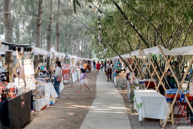 1d+ day artist, air space, air space hua hin, bamp beach & cafe, bamp cafe, bella costa, bonnie on the beach, coco & coff, drip rim lay, drip rim lay huahin, eureka beach cafe, eureka nitro coffee, iko camp & cafe, matapita, matapita cafe, memory house cafe, memory house cafe huahin, molley coffee stand, oneddayartist, pineapple surf club, rimpha chomview, s&039;more cafe, skoop beach café, sugar bloom, the moment cafe and craft, tumlay cafe & bar, tumlay cafe & bar huahin, turtle bay, turtle bay hua hin, คาเฟ่หัวหิน, คาเฟ่หัวหิน 2023, คาเฟ่หัวหิน 2024, คาเฟ่หัวหิน 2566, คาเฟ่หัวหิน 2567, คาเฟ่ใกล้ฉัน, ชูก้าบลูม คาเฟ่, บ้านใกล้วัง, บ้านใกล้วัง หัวหิน, ประจวบคีรีขันธ์ คาเฟ่, ยูเรก้าบีชคาเฟ่, ร้านอาหารไทย หัวหิน, ริมผาชมวิว, วังไกลกังวล, หัวหิน, หัวหิน 2024, อีโก้ แคมป์ แอนด์ คาเฟ่, เซิร์ฟคลับ หัวหิน, เดอะโมเม้นคาเฟ่, เมมโมรี่เฮ้าส์, โรงแรม veranda, top 20+ คาเฟ่หัวหิน [กรกฎาคม 2024] นั่งจิบกาแฟเย็น ๆ รับลมริมทะเลฟิน ๆ พร้อมมุมถ่ายรูปสุดจึ้ง!