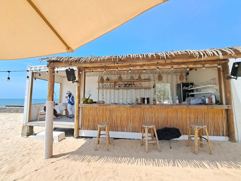 1d+ day artist, air space, air space hua hin, bamp beach & cafe, bamp cafe, bella costa, bonnie on the beach, coco & coff, drip rim lay, drip rim lay huahin, eureka beach cafe, eureka nitro coffee, iko camp & cafe, matapita, matapita cafe, memory house cafe, memory house cafe huahin, molley coffee stand, oneddayartist, pineapple surf club, rimpha chomview, s&039;more cafe, skoop beach café, sugar bloom, the moment cafe and craft, tumlay cafe & bar, tumlay cafe & bar huahin, turtle bay, turtle bay hua hin, คาเฟ่หัวหิน, คาเฟ่หัวหิน 2023, คาเฟ่หัวหิน 2024, คาเฟ่หัวหิน 2566, คาเฟ่หัวหิน 2567, คาเฟ่ใกล้ฉัน, ชูก้าบลูม คาเฟ่, บ้านใกล้วัง, บ้านใกล้วัง หัวหิน, ประจวบคีรีขันธ์ คาเฟ่, ยูเรก้าบีชคาเฟ่, ร้านอาหารไทย หัวหิน, ริมผาชมวิว, วังไกลกังวล, หัวหิน, หัวหิน 2024, อีโก้ แคมป์ แอนด์ คาเฟ่, เซิร์ฟคลับ หัวหิน, เดอะโมเม้นคาเฟ่, เมมโมรี่เฮ้าส์, โรงแรม veranda, top 20+ คาเฟ่หัวหิน [กรกฎาคม 2024] นั่งจิบกาแฟเย็น ๆ รับลมริมทะเลฟิน ๆ พร้อมมุมถ่ายรูปสุดจึ้ง!