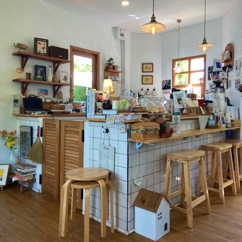 1d+ day artist, air space, air space hua hin, bamp beach & cafe, bamp cafe, bella costa, bonnie on the beach, coco & coff, drip rim lay, drip rim lay huahin, eureka beach cafe, eureka nitro coffee, iko camp & cafe, matapita, matapita cafe, memory house cafe, memory house cafe huahin, molley coffee stand, oneddayartist, pineapple surf club, rimpha chomview, s&039;more cafe, skoop beach café, sugar bloom, the moment cafe and craft, tumlay cafe & bar, tumlay cafe & bar huahin, turtle bay, turtle bay hua hin, คาเฟ่หัวหิน, คาเฟ่หัวหิน 2023, คาเฟ่หัวหิน 2024, คาเฟ่หัวหิน 2566, คาเฟ่หัวหิน 2567, คาเฟ่ใกล้ฉัน, ชูก้าบลูม คาเฟ่, บ้านใกล้วัง, บ้านใกล้วัง หัวหิน, ประจวบคีรีขันธ์ คาเฟ่, ยูเรก้าบีชคาเฟ่, ร้านอาหารไทย หัวหิน, ริมผาชมวิว, วังไกลกังวล, หัวหิน, หัวหิน 2024, อีโก้ แคมป์ แอนด์ คาเฟ่, เซิร์ฟคลับ หัวหิน, เดอะโมเม้นคาเฟ่, เมมโมรี่เฮ้าส์, โรงแรม veranda, top 20+ คาเฟ่หัวหิน [กรกฎาคม 2024] นั่งจิบกาแฟเย็น ๆ รับลมริมทะเลฟิน ๆ พร้อมมุมถ่ายรูปสุดจึ้ง!