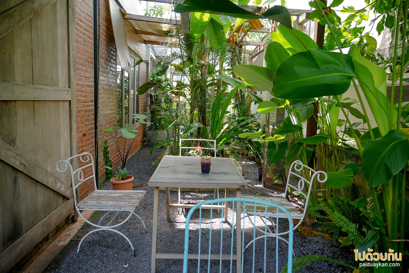 คาเฟ่ปราจีนบุรี, by ใบ house & cafe, by ใบ house & cafe คาเฟ่สุดเท่ บรรยากาศสุดกรีน