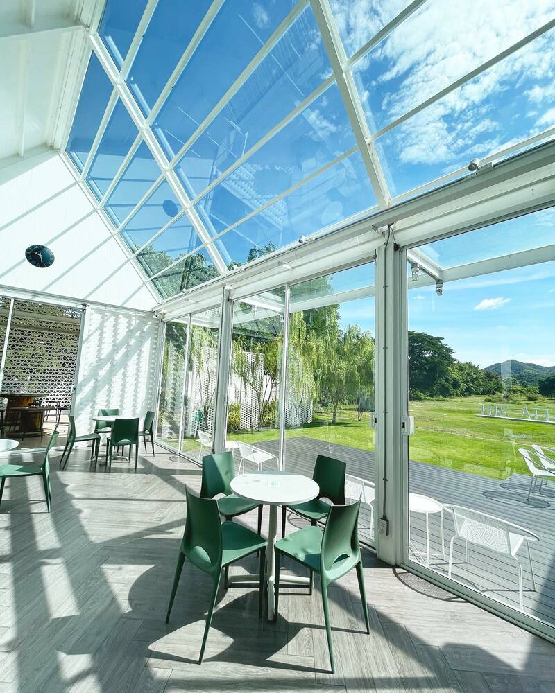 top 15+ คาเฟ่กาญจนบุรี บรรยากาศสุดชิลวิวนางฟ้า มากี่ครั้งก็ไม่มีหมด passion!