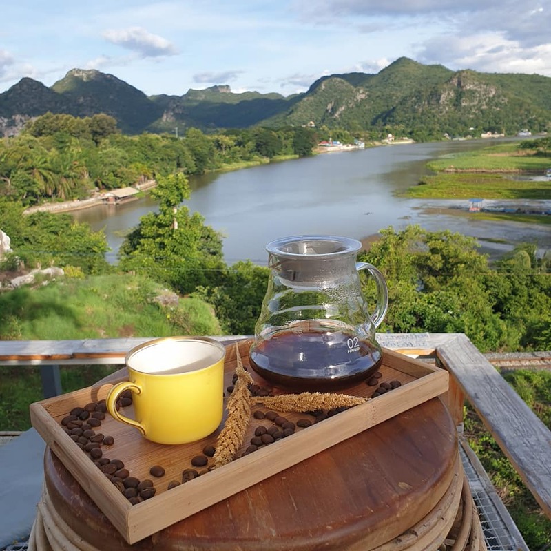 top 15+ คาเฟ่กาญจนบุรี บรรยากาศสุดชิลวิวนางฟ้า มากี่ครั้งก็ไม่มีหมด passion!
