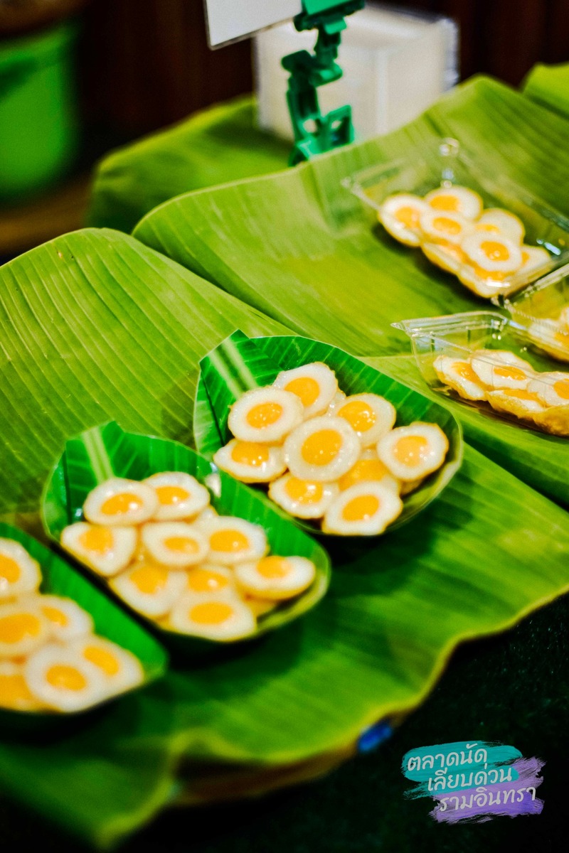 รวม 12 ตลาดนัดกลางคืน แหล่งกิน แหล่งชิม แหล่งช็อปแบบสุดฟินยามค่ำคืน!