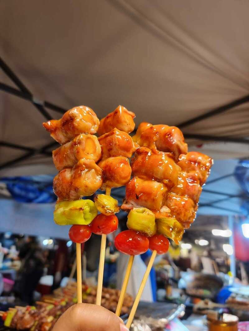 รวม 12 ตลาดนัดกลางคืน แหล่งกิน แหล่งชิม แหล่งช็อปแบบสุดฟินยามค่ำคืน!