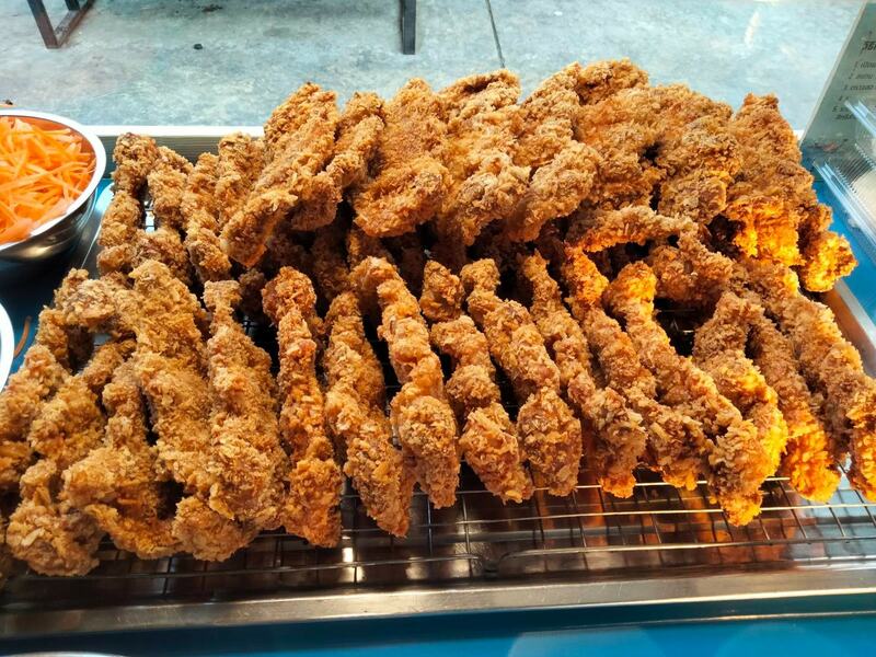 รวม 12 ตลาดนัดกลางคืน แหล่งกิน แหล่งชิม แหล่งช็อปแบบสุดฟินยามค่ำคืน!