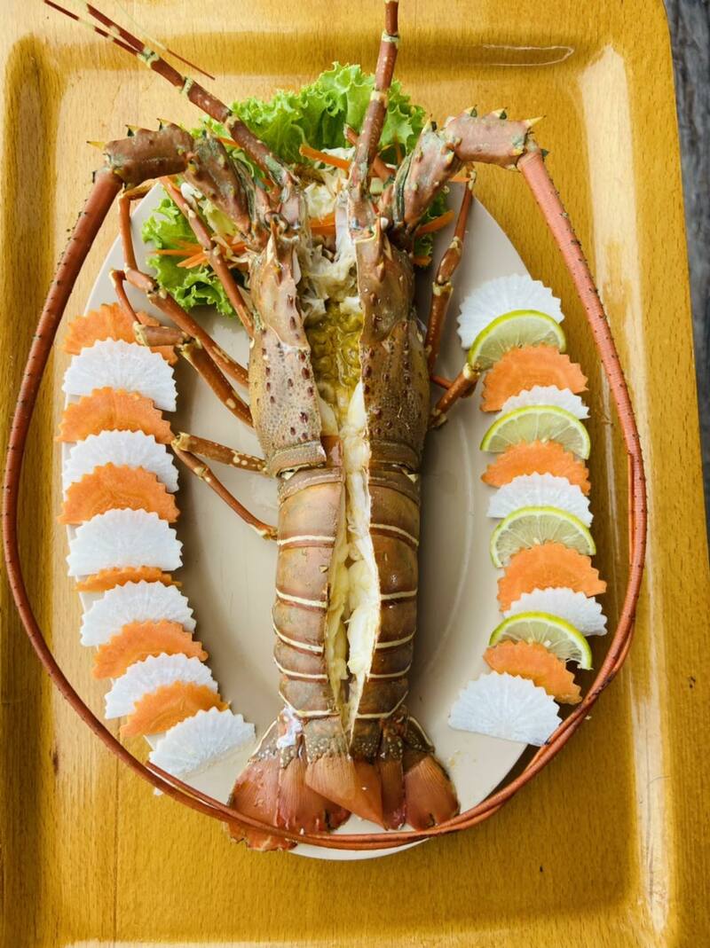 รวมร้านอาหารภูเก็ต 2567 ร้านอร่อย ร้านดัง ร้านอาหารเก่าแก่ ที่เมื่อไปภูเก็ตแล้วต้องแวะ!!