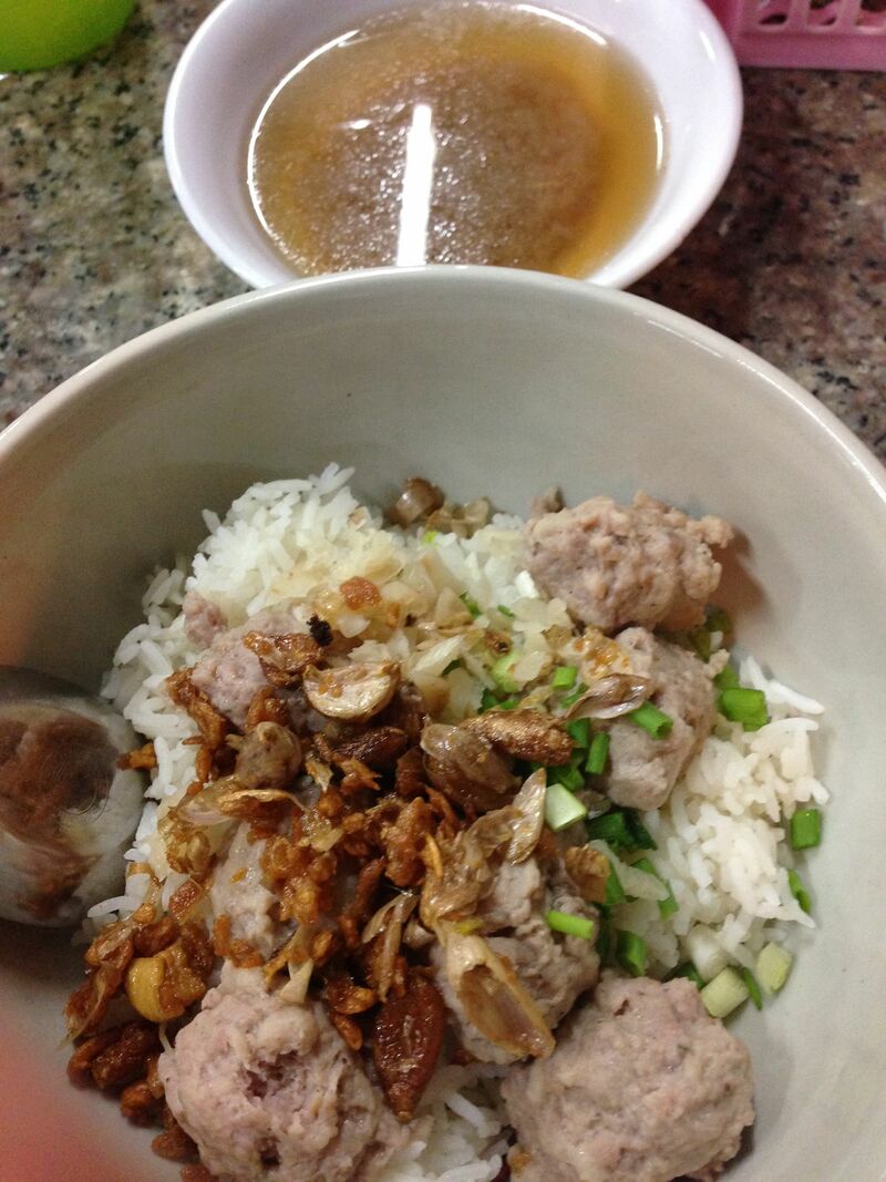 รวมร้านอาหารภูเก็ต 2567 ร้านอร่อย ร้านดัง ร้านอาหารเก่าแก่ ที่เมื่อไปภูเก็ตแล้วต้องแวะ!!