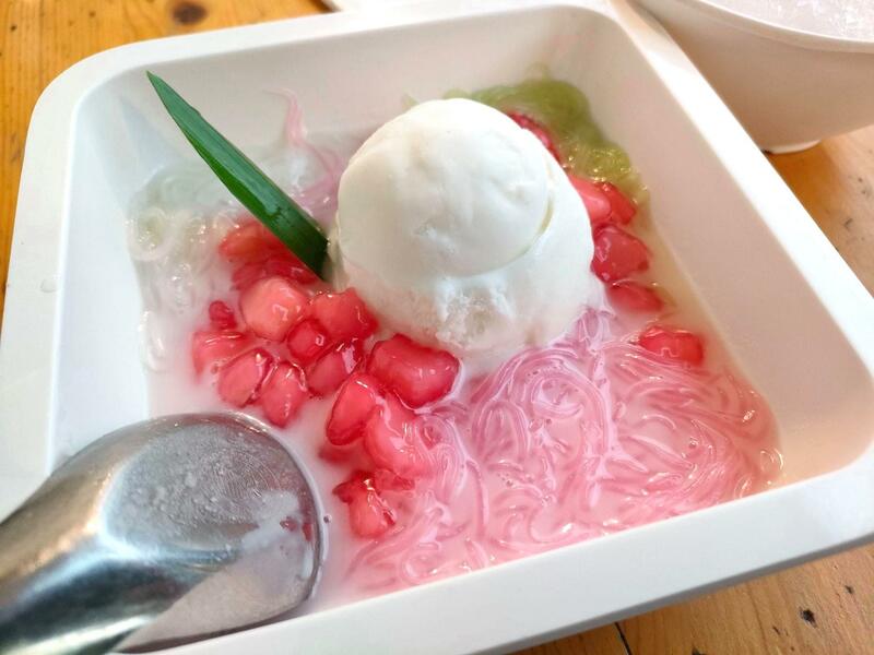 รวมร้านอาหารภูเก็ต 2567 ร้านอร่อย ร้านดัง ร้านอาหารเก่าแก่ ที่เมื่อไปภูเก็ตแล้วต้องแวะ!!