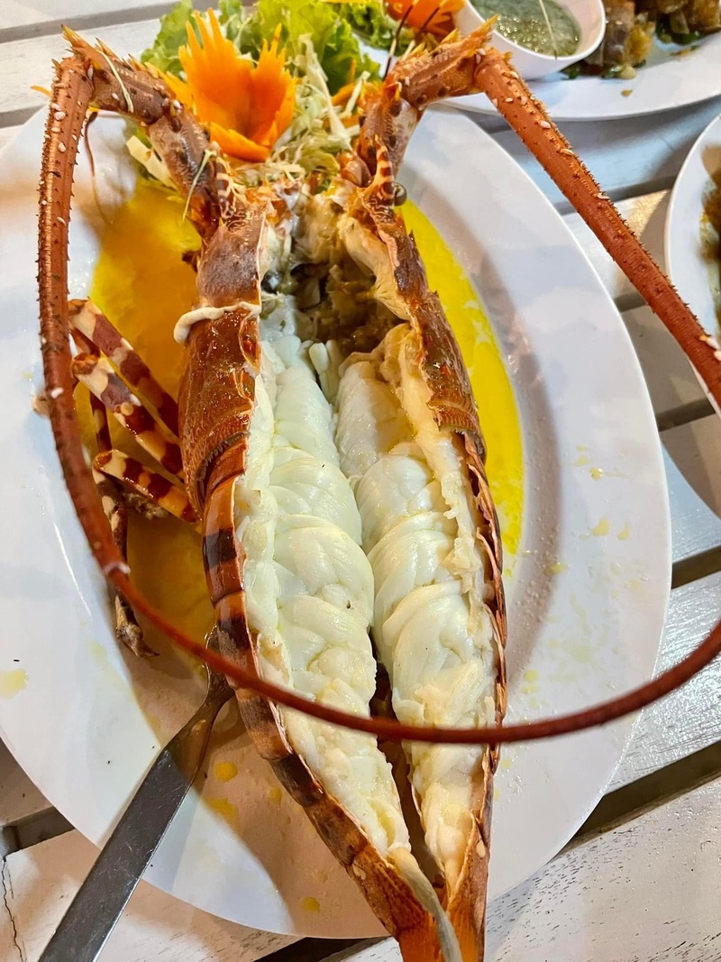 รวมร้านอาหารภูเก็ต 2567 ร้านอร่อย ร้านดัง ร้านอาหารเก่าแก่ ที่เมื่อไปภูเก็ตแล้วต้องแวะ!!