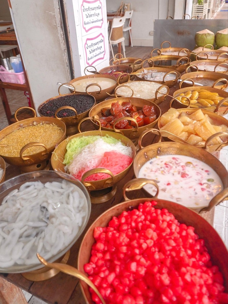 รวมร้านอาหารภูเก็ต 2567 ร้านอร่อย ร้านดัง ร้านอาหารเก่าแก่ ที่เมื่อไปภูเก็ตแล้วต้องแวะ!!