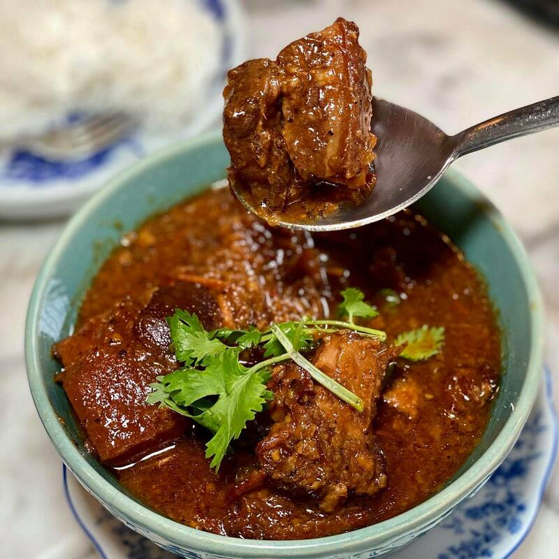 รวมร้านอาหารภูเก็ต 2567 ร้านอร่อย ร้านดัง ร้านอาหารเก่าแก่ ที่เมื่อไปภูเก็ตแล้วต้องแวะ!!