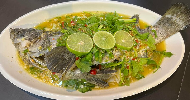 รวมร้านอาหารภูเก็ต 2567 ร้านอร่อย ร้านดัง ร้านอาหารเก่าแก่ ที่เมื่อไปภูเก็ตแล้วต้องแวะ!!