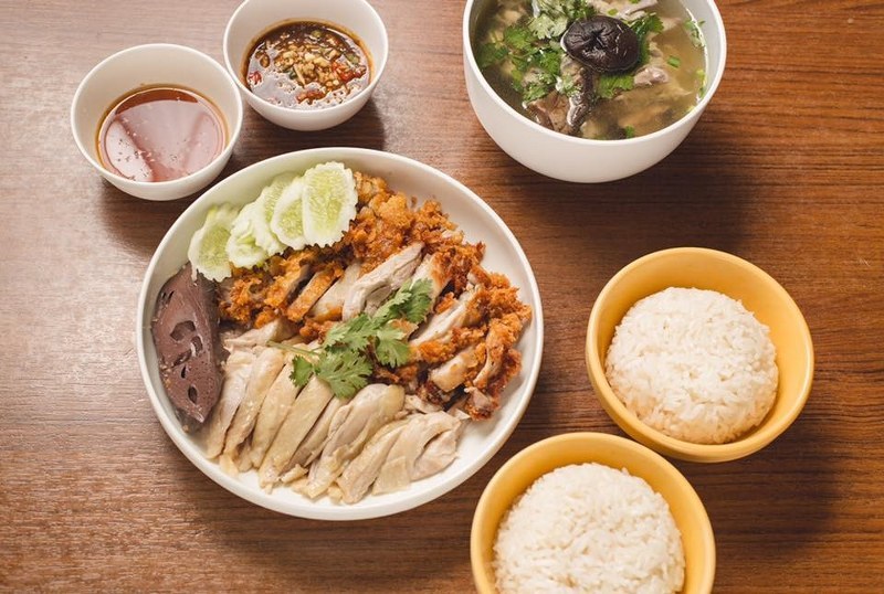 top 7+ ร้านอาหารเปิด 24 ชั่วโมง อิ่มอร่อยได้ทุกเวลา