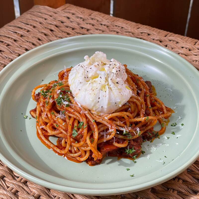 top 10+ คาเฟ่อารีย์ เน้นถ่ายรูปสวย บรรยากาศดีใกล้รถไฟฟ้า bts อารีย์