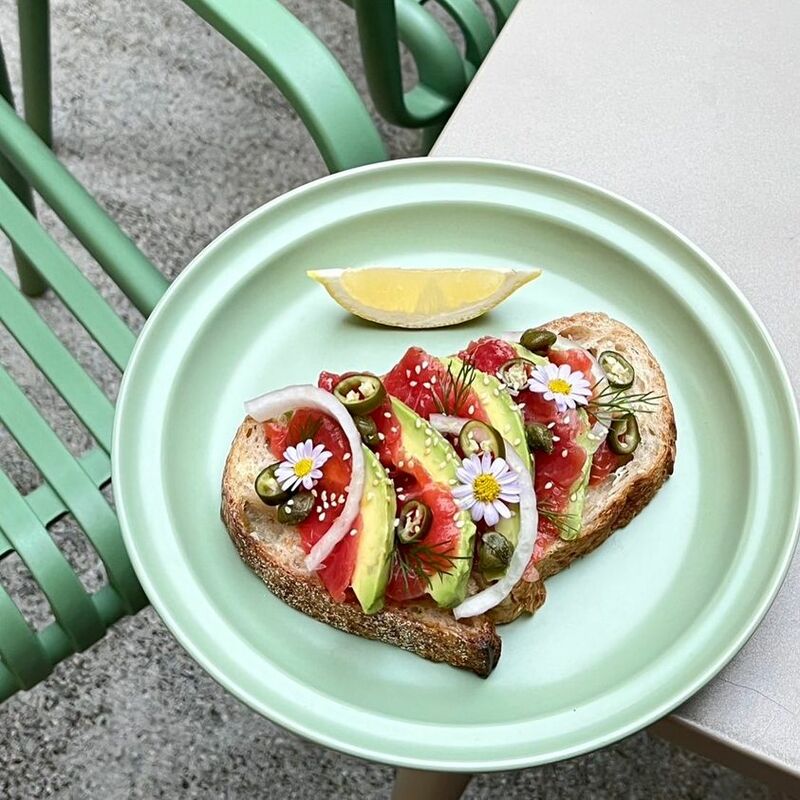 top 10+ คาเฟ่อารีย์ เน้นถ่ายรูปสวย บรรยากาศดีใกล้รถไฟฟ้า bts อารีย์