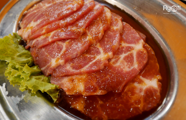 top 9+ ร้านบุฟเฟ่ต์ย่านสยามราคาไม่เเพง อิ่มคุมงบ 300 บาท++