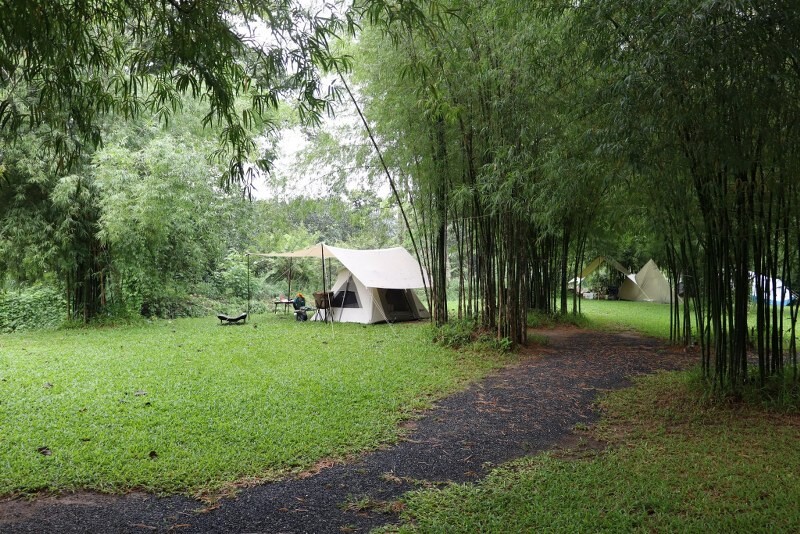 สระบุรี, top 10+ ลานกางเต็นท์สระบุรี 2567 มวกเหล็ก แก่งคอย ชะอม ริมน้ำ วิวภูเขา เอกชน