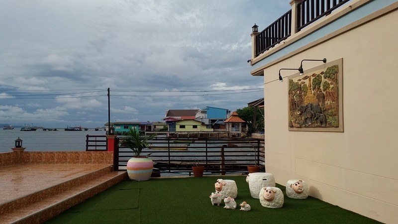 top 12+ ที่พักเกาะล้านราคาถูก 2567 ที่พักติดทะเล พักผ่อนสุดชิลล์