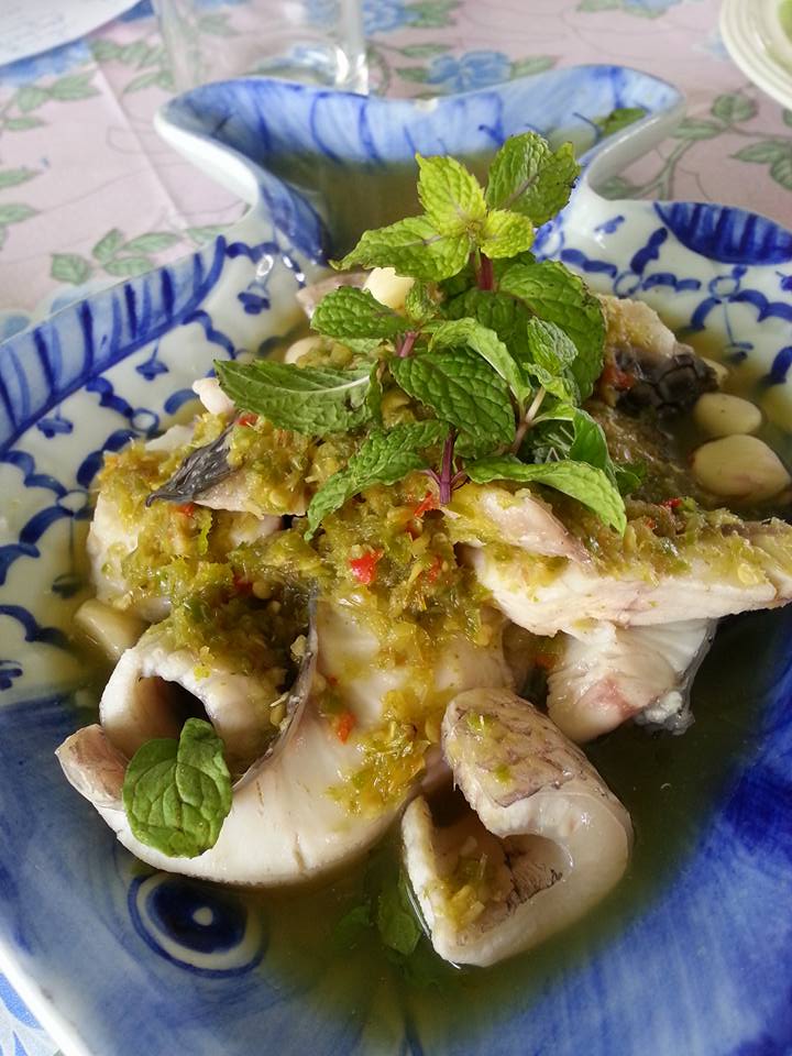 ร้านอาหารลำปาง : รวมร้านเด็ด เจ้าดังประจำจังหวัดลำปาง (ไม่ควรพลาด!)