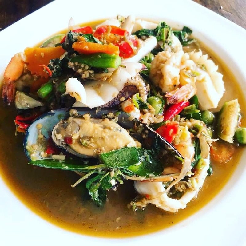 ร้านอาหารลำปาง : รวมร้านเด็ด เจ้าดังประจำจังหวัดลำปาง (ไม่ควรพลาด!)