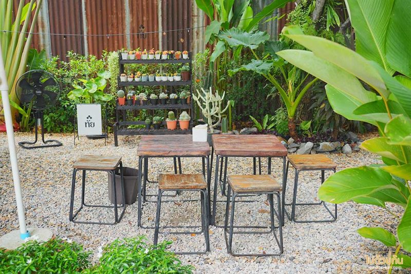 เที่ยวอุทัยธานี, คาเฟ่อุทัยธานี, ทัย คาฟ่, ทัย  คาเฟ่ขนมไทยในบ้านไม้วินเทจ สุดโฮมมี่ ขนมอร่อยมาก