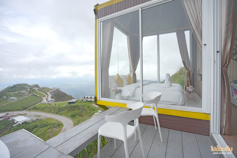 ภูทับเบิก, บ้านกระจกภูทับเบิก, de bee  ภูทับเบิก, de’ bee  ภูทับเบิก พักบ้านกระจก ชมวิวถนนสวย ภูเขาเขียว